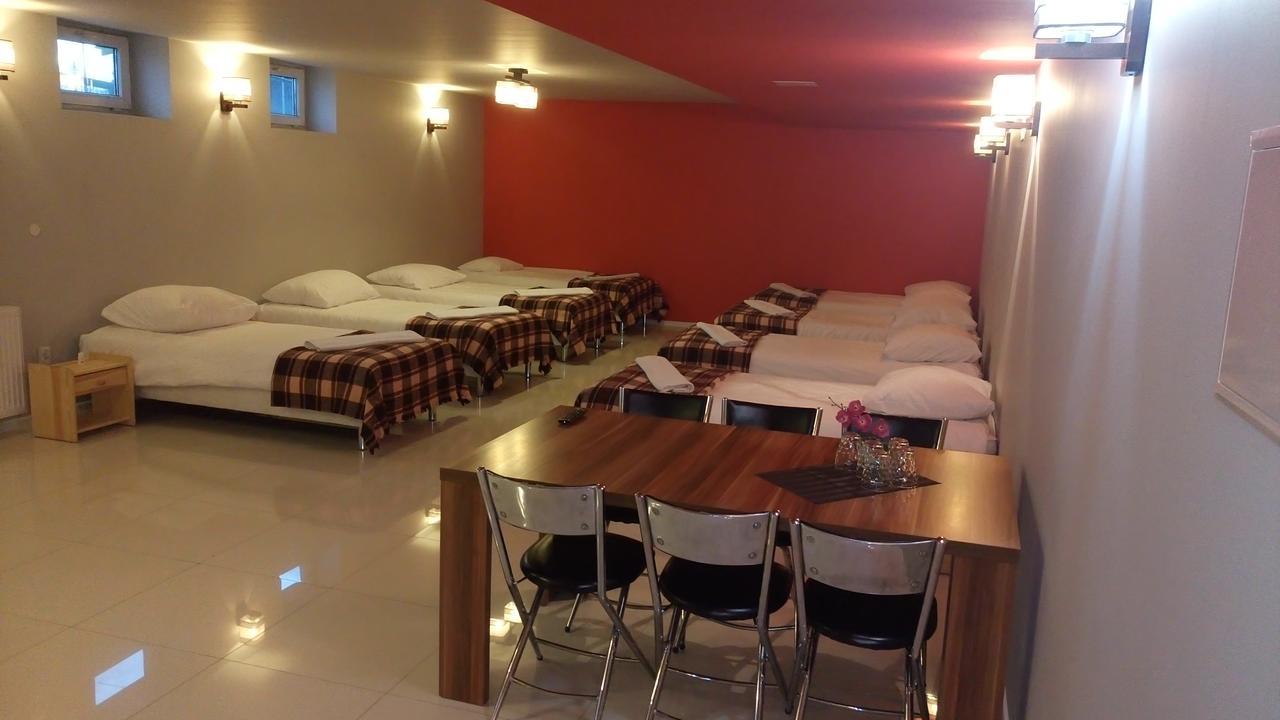 Mixed Dormitory Room